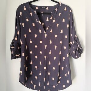 41 Hawthorn Navy Tulip Print Blouse Size M
